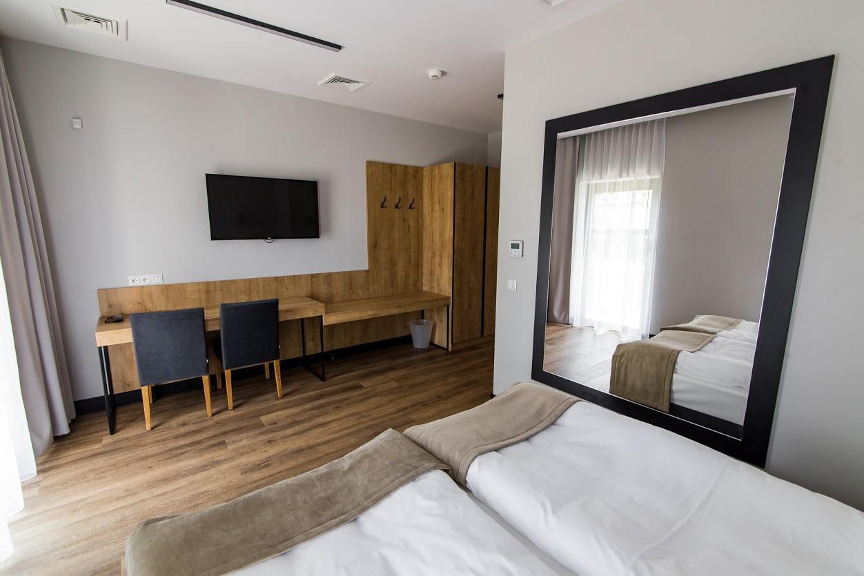 Hotel Browar Wiatr Uniejów Exterior foto